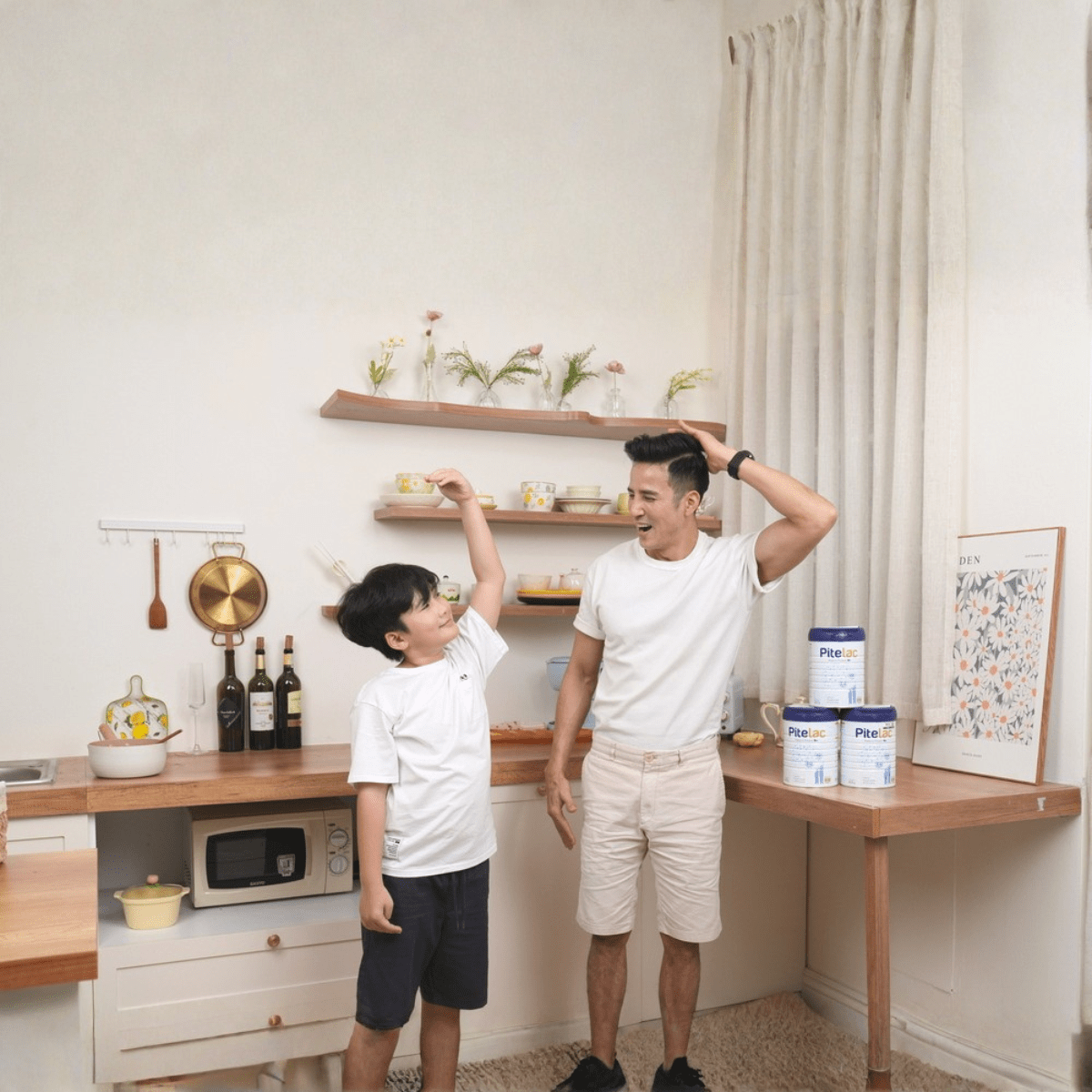 Milk for height and brain development: the secret to raising children who are “tall like models and brilliant like geniuses.”